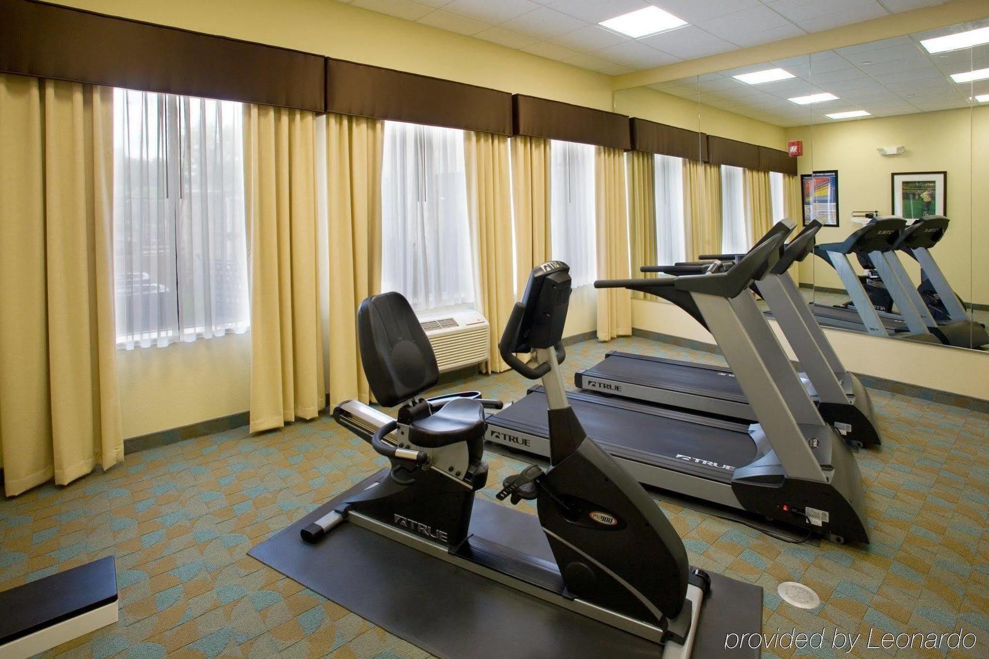Holiday Inn Express & Suites Victoria, An Ihg Hotel Facilities photo
